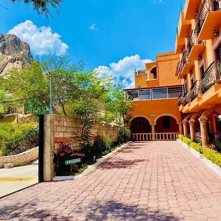 Hotel Hacienda Real ベルナル エクステリア 写真